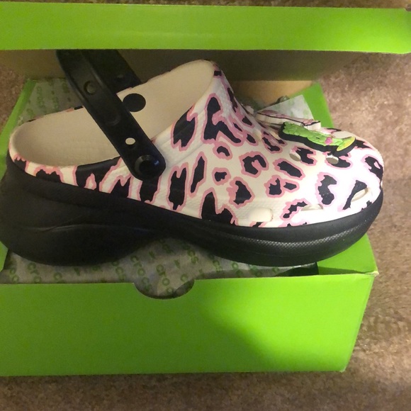 CROCS!!!! - Picture 2 of 3